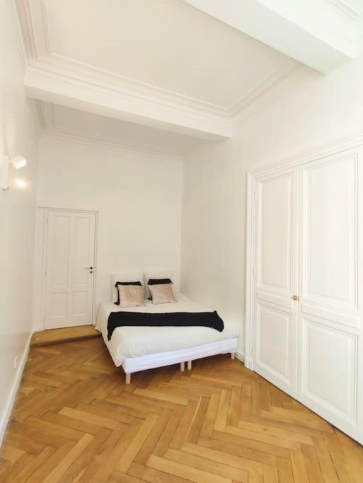 Appartement Carcassonnais Avec Parking Carcassonne Exterior foto